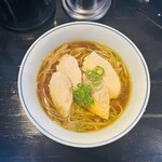 Rokkumbirisu pa wan - 尼ロック鶏チャーシュー麺