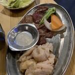 内臓専門 鄭家ホルモン - 