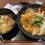 朝霞 刀削麺 - ネギチャーシュー刀削麺とミニ丼