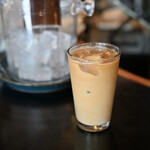 FUGLEN TOKYO - カフェ・ラテ(Iced)@税込700円