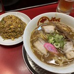 丸高中華そば 神戸二宮店 - 