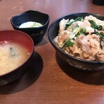 伝説のすた丼屋 - 