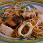 Ristorante Tremolo - 真イカと肉厚椎茸、カラスミの魚醤バターソース　スパゲティ