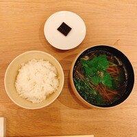エヴァム・エヴァ・ヤマナシ・アジ - 
