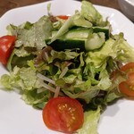 チーナテリア ハナヤ - ベジタリアンヘルシー野菜サラダ爽やか春を彩る