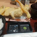 博多天ぷら やまや - 七品盛りに定食セット 先に五品。