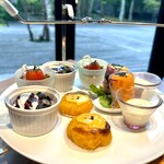 ア・ターブル - 