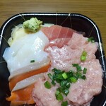 丼丸 d´Ome - どんまる丼の写真(^-^)