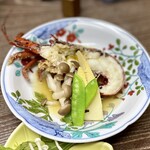 料理旅館 丸寅 - 伊勢海老の具足煮