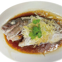 活鮮魚の香港風姿蒸し