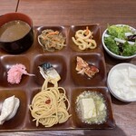 羽釜炊きごはんと美味しいニッポンのビュッフェ ひな野 - 