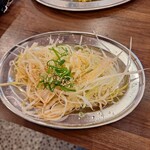 244520755 - サービスのネギサラダ