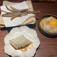 新宿うな鐵 はなれ - 先付け&骨から揚げ