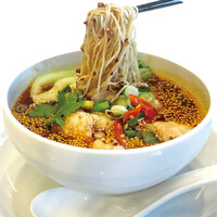 スパイシー海老わんたん麺