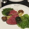 Hills House Dining 33 - メインの牛肉　大皿で提供二人前