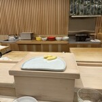 244525011 - 