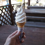 浅間牧場茶屋 レストラン - 料理写真:特濃バニラソフトクリーム