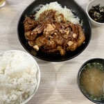 トンテキ食堂8 - 大トンテキ定食300g（ご飯大盛り）