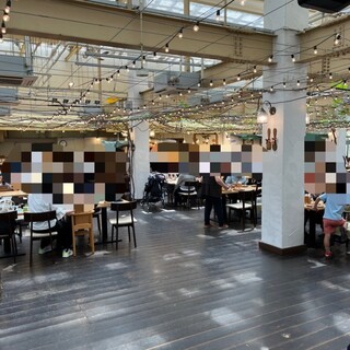 PaPa ビアレストラン_2