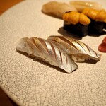 恵比寿 鮨 藤 - 小肌（握り）