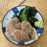 Taishuusakaba Kadosuzu - 胡麻漬けカンパチ　¥ 450