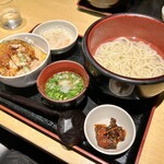 釜あげうどん はつとみ - 