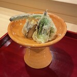 銀座 きた川 - 椎茸と山菜の天ぷら