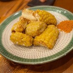 魚虎 - 揚げもろこし