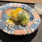 酒膳さめしま - ホタテと春旬菜の天ぷらにカラスミ