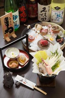Washoku Yossan - 食材の鮮度にこだわり、食事と共に楽しむ器にもこだわりあり！