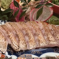 対馬のどぐろとイカ活き造り 博多 魚蔵 都ホテル店 - のどぐろ刺身