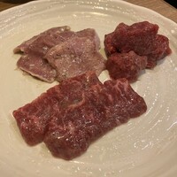 炭火焼肉ホルモン うしごろ 中目黒店 - 