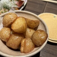 和 is 魯菴 - 