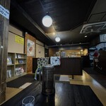 食楽 - BGM大。お持ち帰り容器¥50。