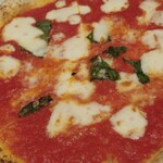 TRATTORIA Italia - マルゲリータピザ〜モチモチッとして、美味しい〜❤