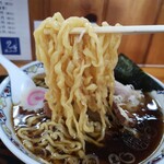 白河手打らーめん　うさぎ - 「モッチリ」食感のやや太目の中太麺手打ち縮れ麺！