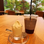 大手町カフェ - アイスコーヒー＆ちょこっとソフト