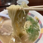 丸星ラーメン - 麺は当然細麺