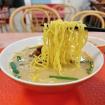 中華厨房 美味屋 - 豚骨台湾ラーメン