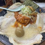 屋台ラーメン とんこつ貴生 - ダブル(ホルモン、チャーシュー麺)