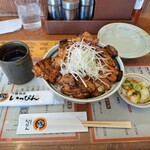 Tokachi Butadon Ippin - 大盛豚丼