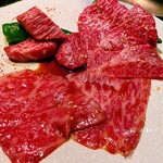 炭火焼肉 肉の匠 ひうち - タレ焼き盛り合わせ