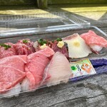 まぐろ問屋 仁井田商店 - 