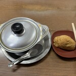 Kotori - 『鍋焼うどん』750円+『いなりすし1個』150円