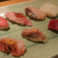 ながり鮨 - トロ、甘鯛、縞鯵、アオリイカ、金目鯛、鯵、赤身