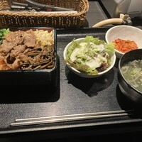 食べ飲み放題 焼肉ダイニングちからや 名駅店 - 