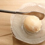 鮨てんび - 蜂蜜アイス