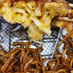 ヤオコーピノ - お好み焼きの生地が軽くてフワフワ、重くなくてよき！粉少なめで卵多めなのかな。