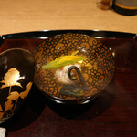 Tagawa - 北海道毛蟹、フキ柚、かぎわらびに柚子を添えたお椀