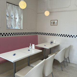 酪ママ工房 ショップ Royal Merry_2